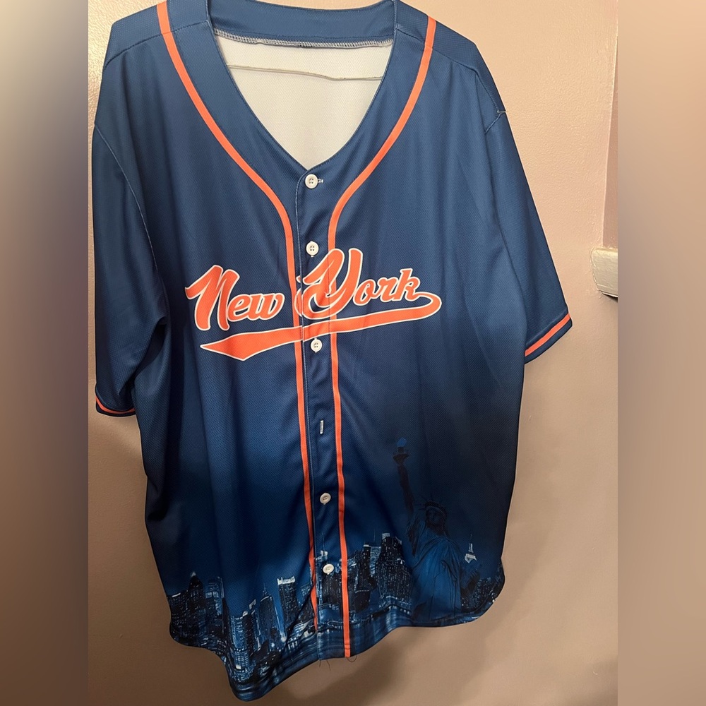 New York Baseball Skyline Jersey Ex. Cond. Size XL